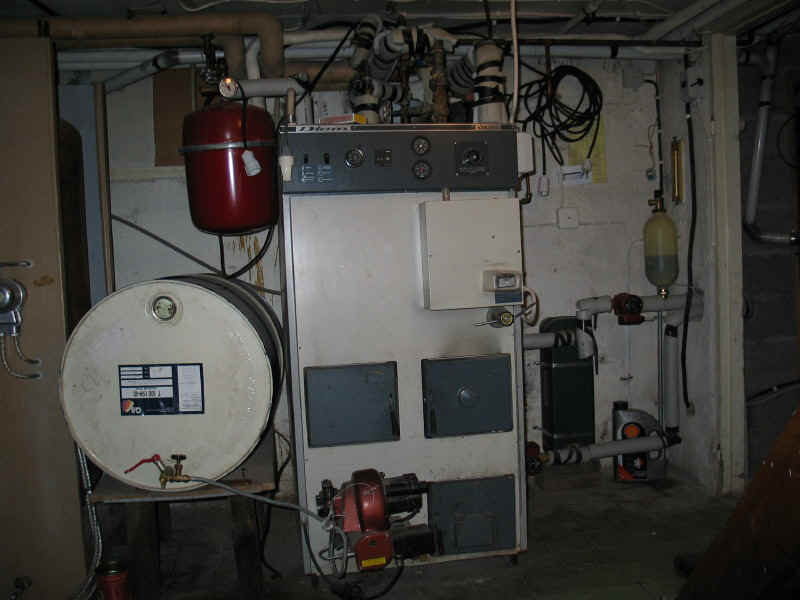 Verwarmingssysteem in de kelder